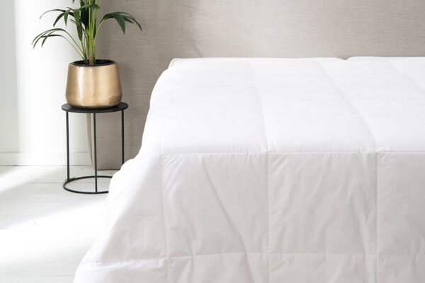 15% Half Down Duvet 4 Seasons 240 x 200 - Afbeelding 2
