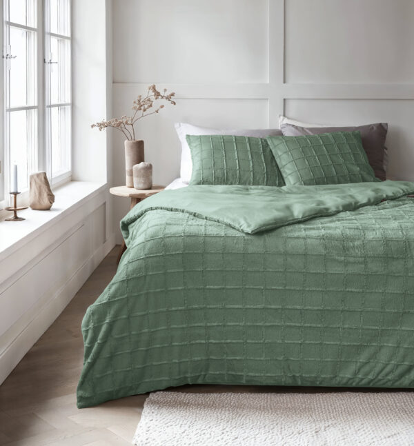 Faux Fur Check Donker Groen 200x200/220 - Afbeelding 2