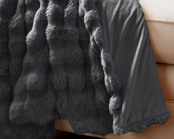 Pom Rabbit Fur plaid Antraciet 150 x 200 - Afbeelding 2