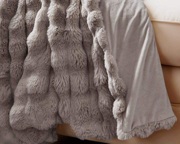 Pom Rabbit Fur plaid Taupe/Rose 150 x 200 - Afbeelding 2