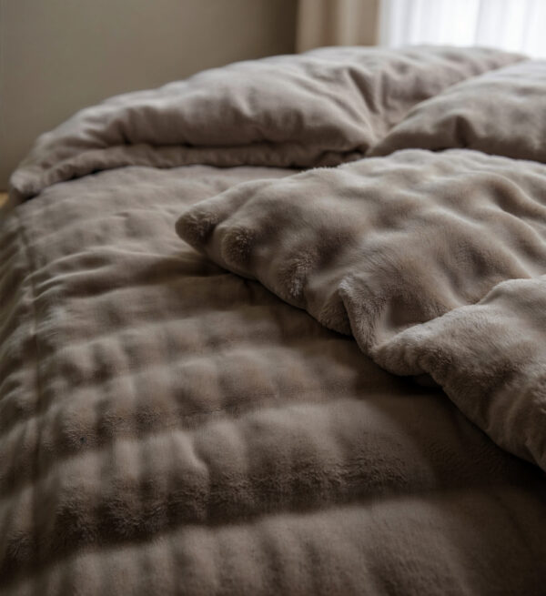 Pompom Taupe 140 x 220 - Afbeelding 3